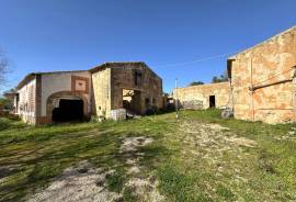 Finca rústica histórica con gran terreno y muchas posibilidades