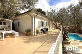 Renovated chalet with holiday rental licence