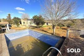 Quiet located finca with potential