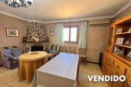 Casa de campo con potencial situada en zona tranquila