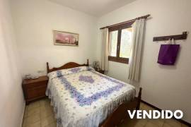 Casa de campo con potencial situada en zona tranquila