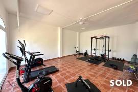 Quiet ground floor flat in a dream complex