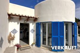 Kernsanierte Villa mit Pool im Ibizenko Stil
