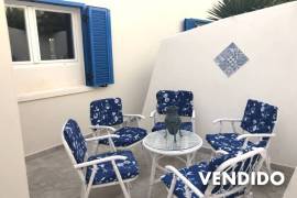 Villa reformada con piscina al estilo Ibizenko