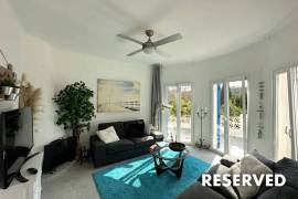 Refurbished villa with pool in Ibizenko style