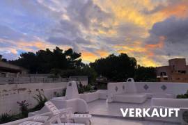 Kernsanierte Villa mit Pool im Ibizenko Stil