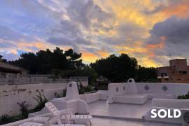 Refurbished villa with pool in Ibizenko style Refurbished villa with pool in Ibizenko style