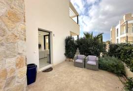 Light-flooded new build villa in Cala Pi