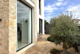 Light-flooded new build villa in Cala Pi