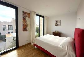 Light-flooded new build villa in Cala Pi
