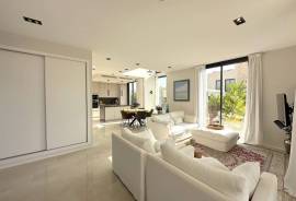 Light-flooded new build villa in Cala Pi