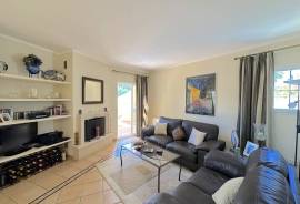 Bright End-Terrace House in Idyllic Residential Complex by the Golf Course in Camp de Mar
