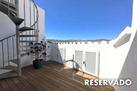 Una joya del casco antiguo con una impresionante terraza en la azotea