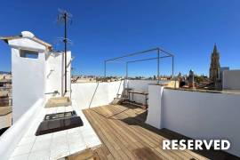 Old town jewel with breathtaking roof terrace