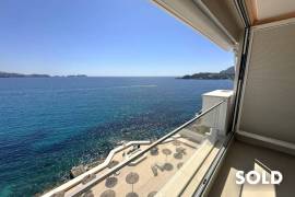 Luxury refurbished sea view flat in Cala Fornells