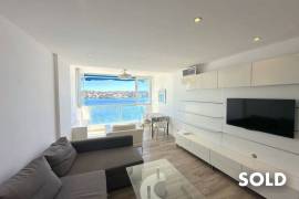 Well-kept flat with beach access in 1st sea line