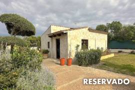 Pequeña y acogedora finca rústica con espacio para invitados en Llucmajor