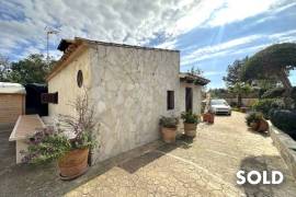 Small, cosy finca rústica with guest area in Llucmajor