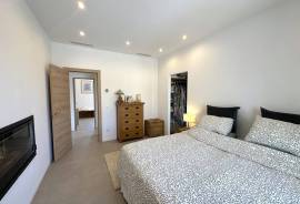 Finca de nueva construcción con tecnología moderna y encanto mediterráneo