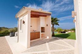 Newly built finca with light-flooded living ambience near Ses Salines