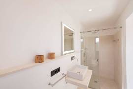 Newly built finca with light-flooded living ambience near Ses Salines