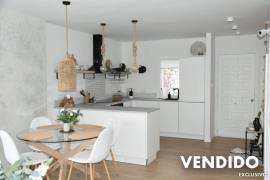 Pequeña casa de ensueño en 1ª línea de mar Pequeña casa de ensueño en 1ª línea de mar