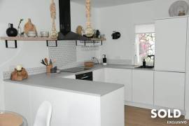 Small dream house in 1st sea line Small dream house in 1st sea line