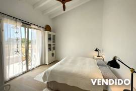 Maravillosa villa de nueva construcción con vistas y posibilidades de ampliación