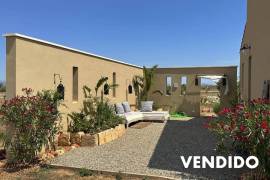 Maravillosa villa de nueva construcción con vistas y posibilidades de ampliación