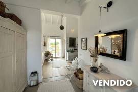 Maravillosa villa de nueva construcción con vistas y posibilidades de ampliación