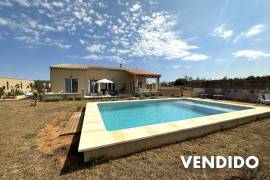 Maravillosa villa de nueva construcción con vistas y posibilidades de ampliación