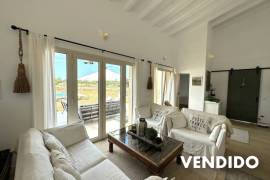 Maravillosa villa de nueva construcción con vistas y posibilidades de ampliación
