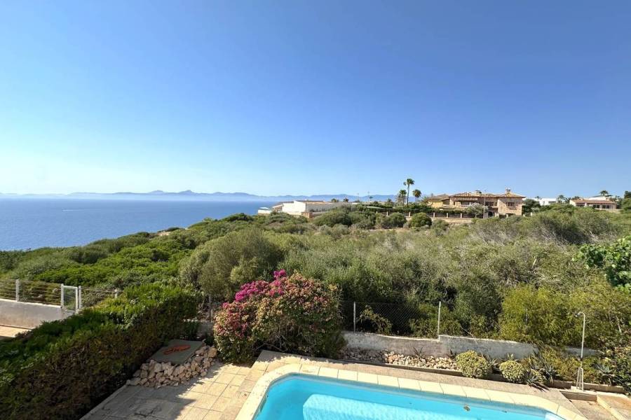 Charming Chalet with Character, Partial Sea View and Great Potential in Badia Blava