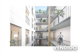 Parcela edificable para edificio plurifamiliar con buena conexión