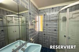 Chalet mit Potenzial und Teilmeerblick in ruhiger Lage von Badia Blava Chalet mit Potenzial und Teilmeerblick in ruhiger Lage von Badia Blava