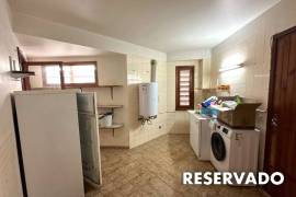 Encantador Chalet con vistas parciales al mar y gran potencial