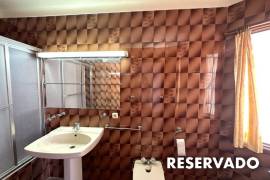 Encantador Chalet con vistas parciales al mar y gran potencial