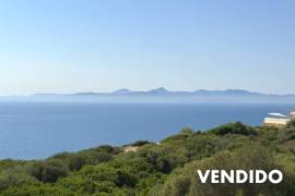 Encantador Chalet con vistas parciales al mar y gran potencial Encantador Chalet con vistas parciales al mar y gran potencial