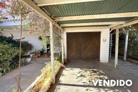 Encantador Chalet con vistas parciales al mar y gran potencial Encantador Chalet con vistas parciales al mar y gran potencial