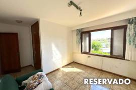 Encantador Chalet con vistas parciales al mar y gran potencial