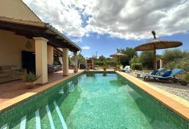 Finca mit Charakter in Llucmajor – Mediterranes Flair trifft modernes Wohnen
