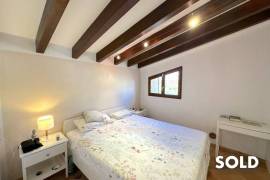 Charming Village House with Guest Cottage, Pool and Panoramic Views in Campanet