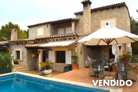 Bonita villa de piedra natural en zona tranquila cerca de Valldemossa