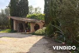 Rústica casa de campo de piedra natural en Algaida