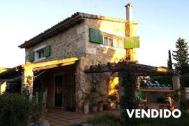 Rústica casa de campo de piedra natural en Algaida