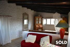 Rustic country house of natural stone in Algaida