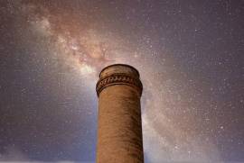 ¡Se está construyendo el hotel de 4 estrellas más pequeño del mundo! ¡Se está construyendo el hotel de 4 estrellas más pequeño del mundo!