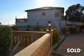Majestic villa with dreamlike panoramic views