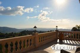 Repräsentative Villa mit traumhaften Panoramablick