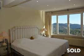Majestic villa with dreamlike panoramic views